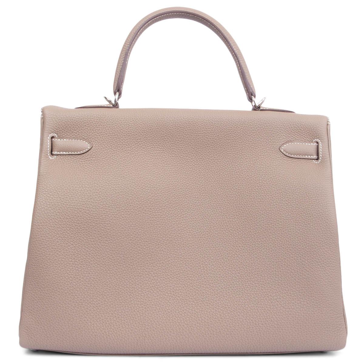 HERMES Etoupe taupe Togo leather KELLY 35 RETOURNE Bag w Palladium In New Condition In Zürich, CH