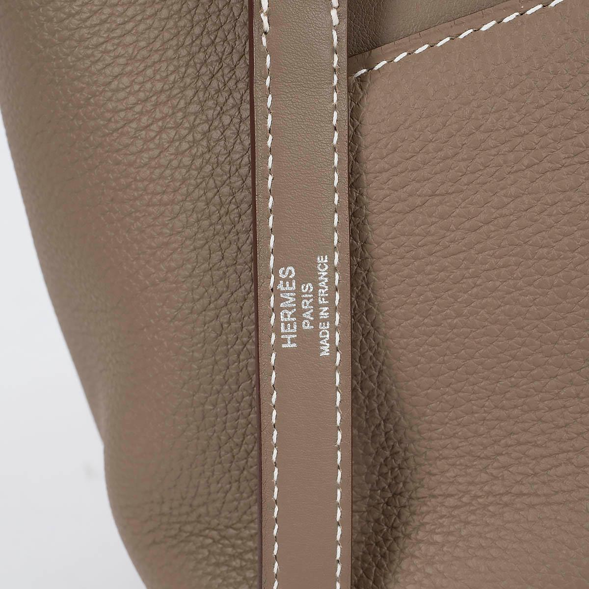 HERMES Etoupe taupe Togo & Swift leather 24/24 - 29 Shoulder Bag For Sale 2