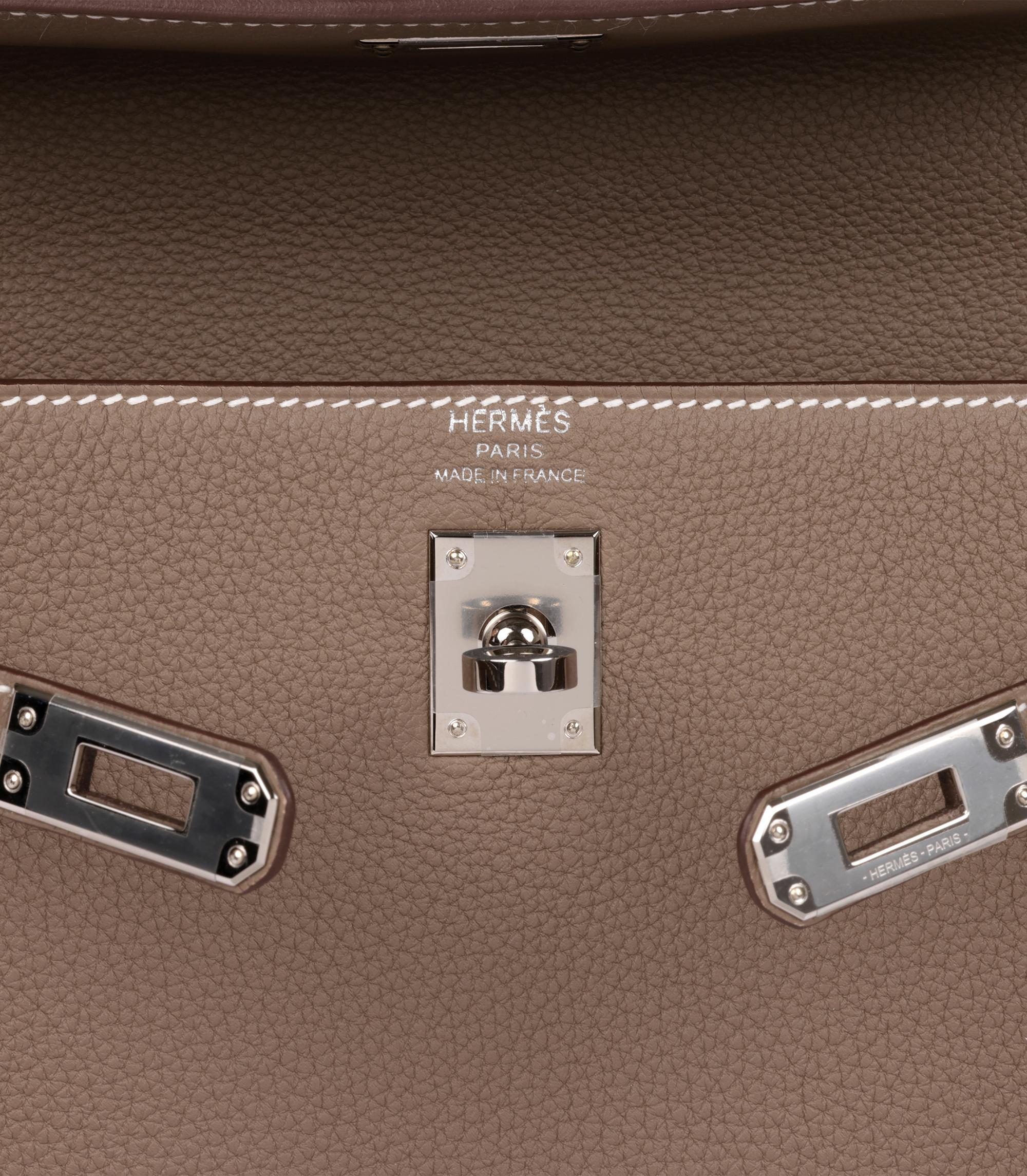 Hermès Etoupe Togo Leather Kelly 25cm Retourne im Angebot 4