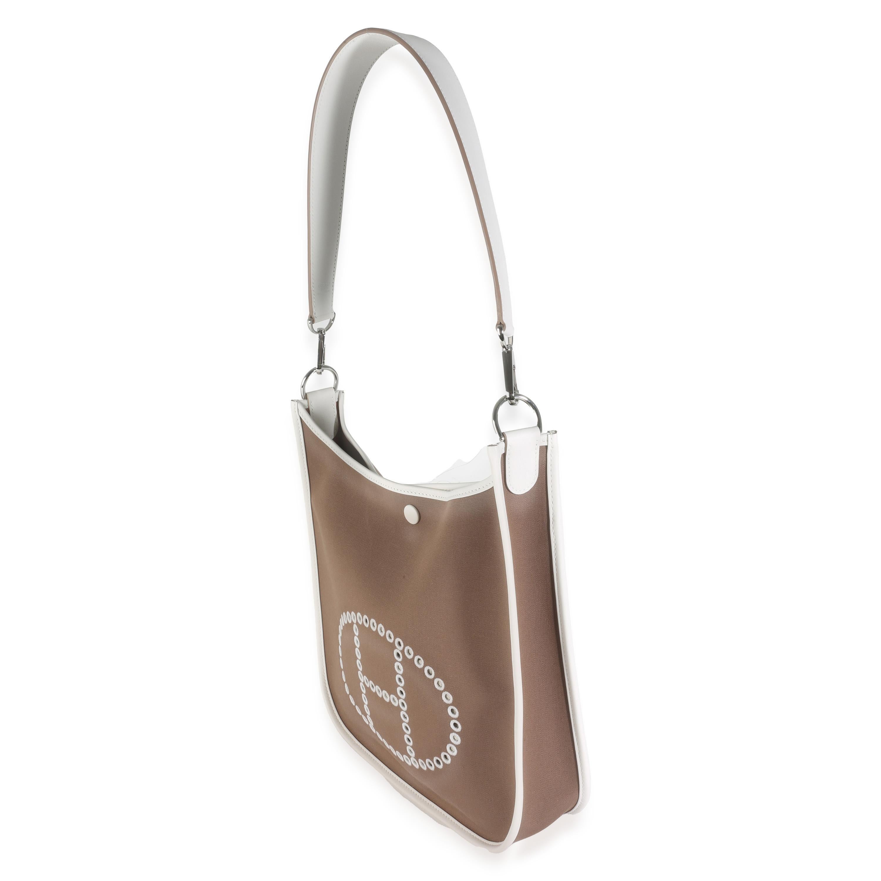 Hermès Etoupe Toile Officier Swift Neo Evelyne 29 PHW In Excellent Condition For Sale In New York, NY