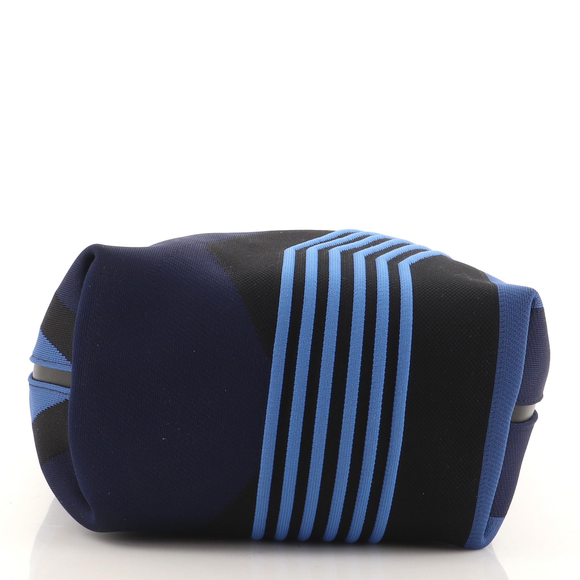Women's or Men's Hermes Etriviere Dynamo Shoulder Bag Technical Mesh MM For Sale