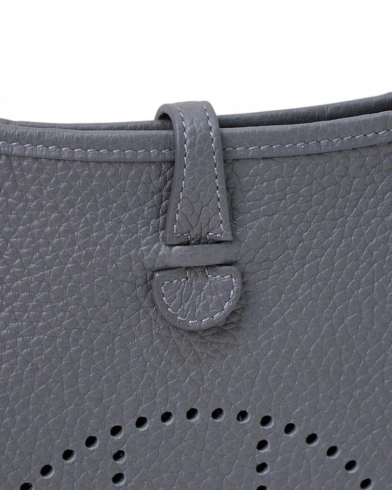 Hermès Evelyne 16 Amazone Ardoise Bleu Hydra en Nuevo estado para la venta en Torre Del Greco, IT