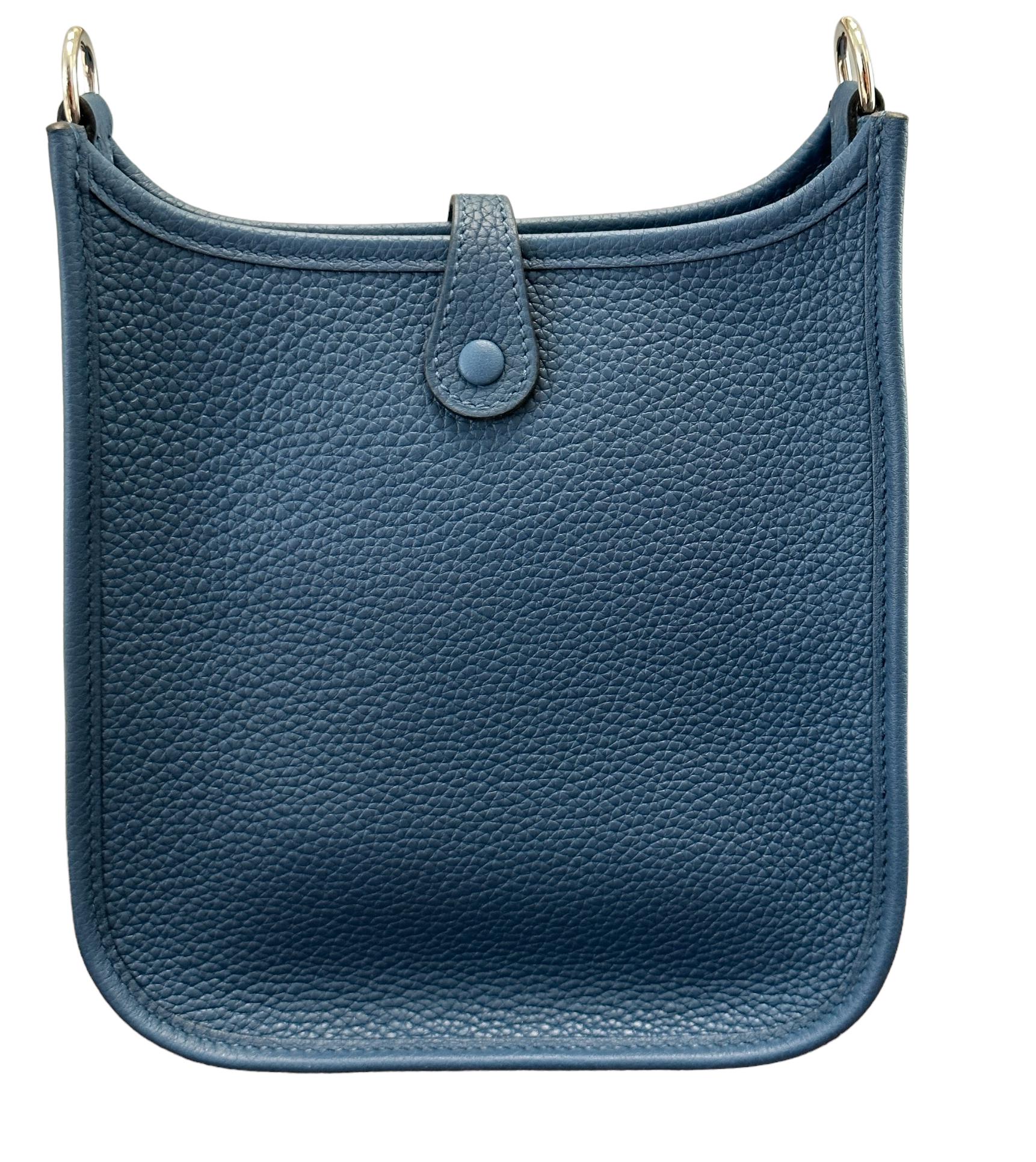 Hermes Evelyne Tpm 16
We have it in stock, ready, store fresh

This is the mini, the smallest size they make

Color is Deep Blue
Tonal stitching detail
Collection U
Natural  interior
Palladium plated hardware

Plastic on the hardware