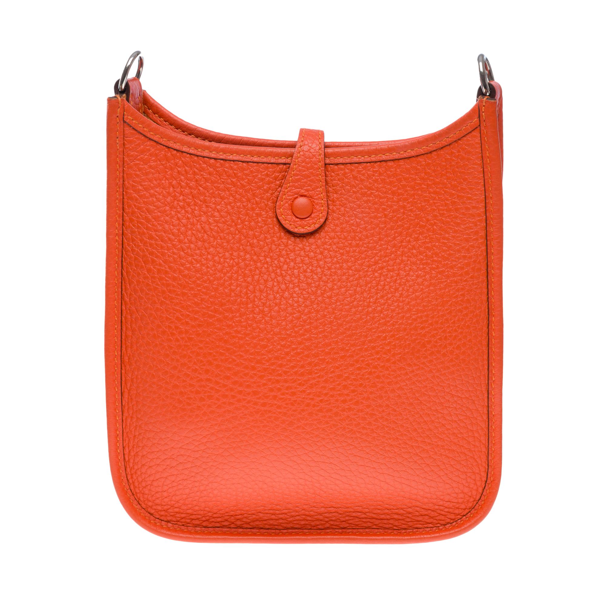 Hermès Evelyne 16 TPM shoulder bag in Taurillon Clemence Orange feu leather, SHW In Excellent Condition In Paris, IDF