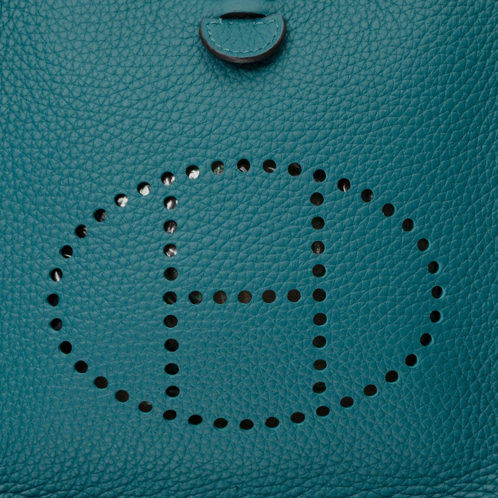 Hermes Evelyne 16cm Vert Bosphore Clemence Piel Herrajes Dorados en venta 1