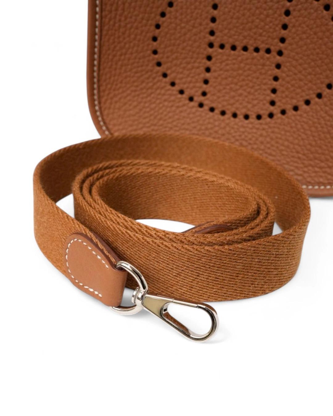 Hermès Evelyne 17 Togo Gold en venta 2