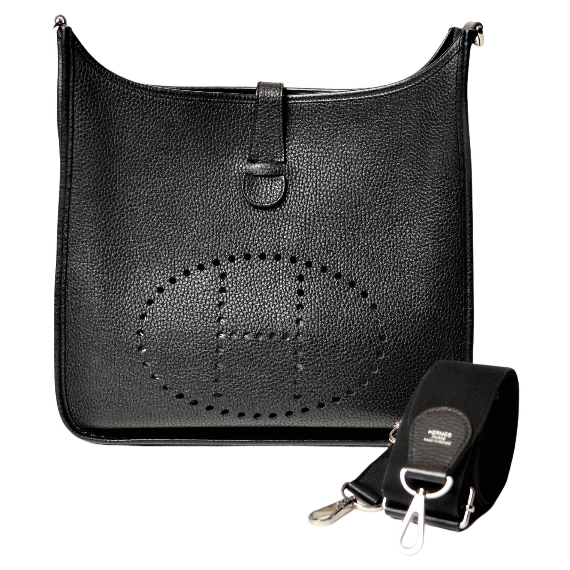 Hermes Evelyne 29 Black Clemence Leather With Strap For Sale at
