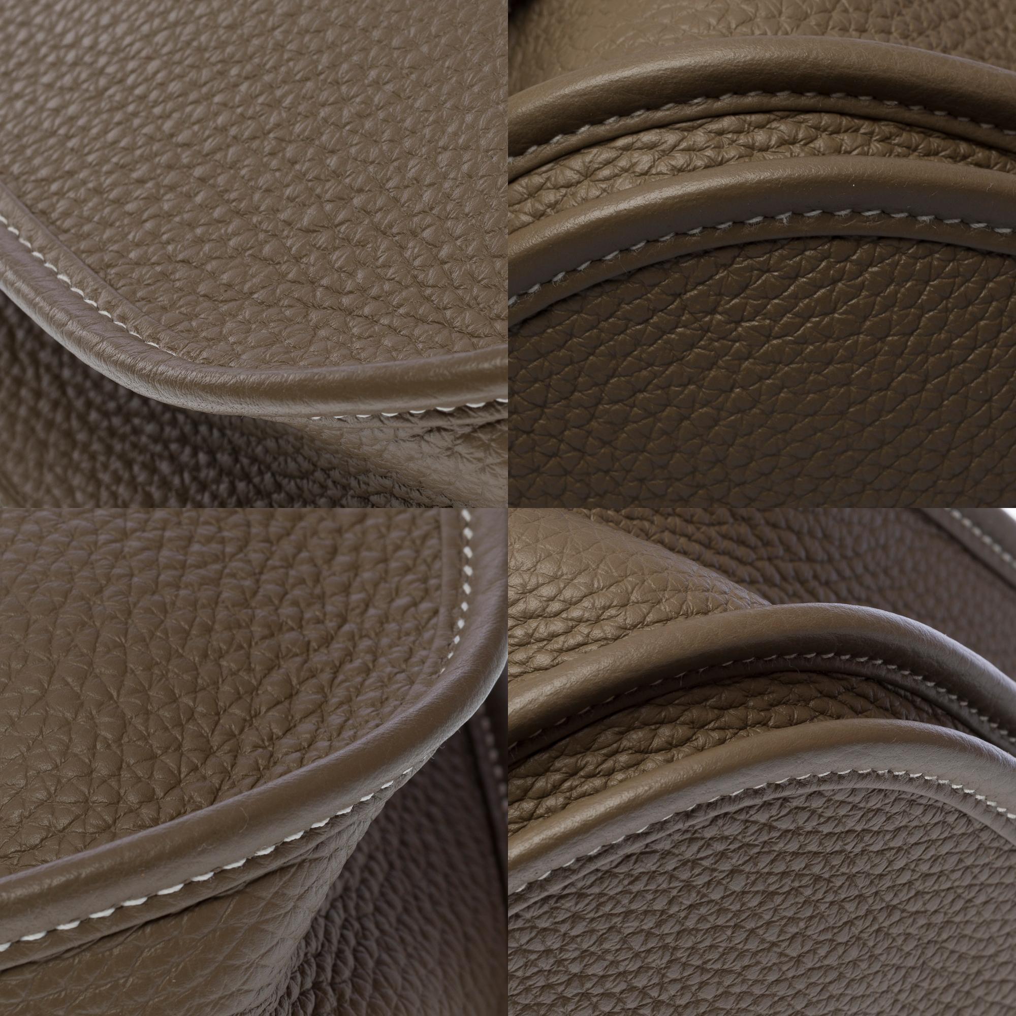 Hermès Evelyne 29  shoulder bag in Etoupe Togo leather, PHW For Sale 6