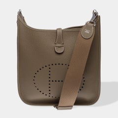 Hermès Evelyne 29  shoulder bag in Etoupe Togo leather, PHW