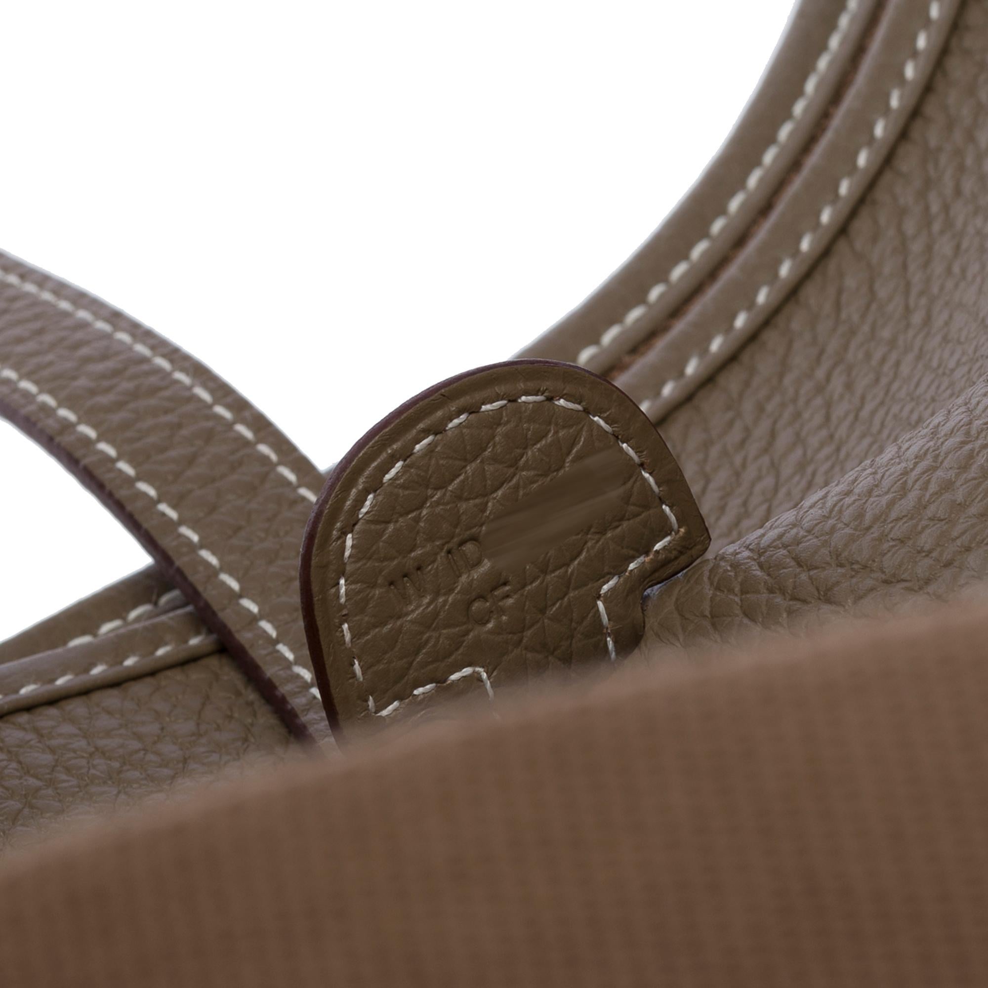 Hermès Evelyne 29  shoulder bag in Etoupe Togo leather, PHW For Sale 3