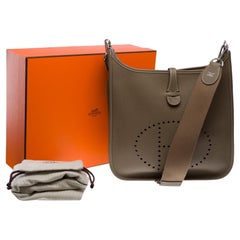 Hermès Evelyne 29  shoulder bag in Etoupe Togo leather, PHW