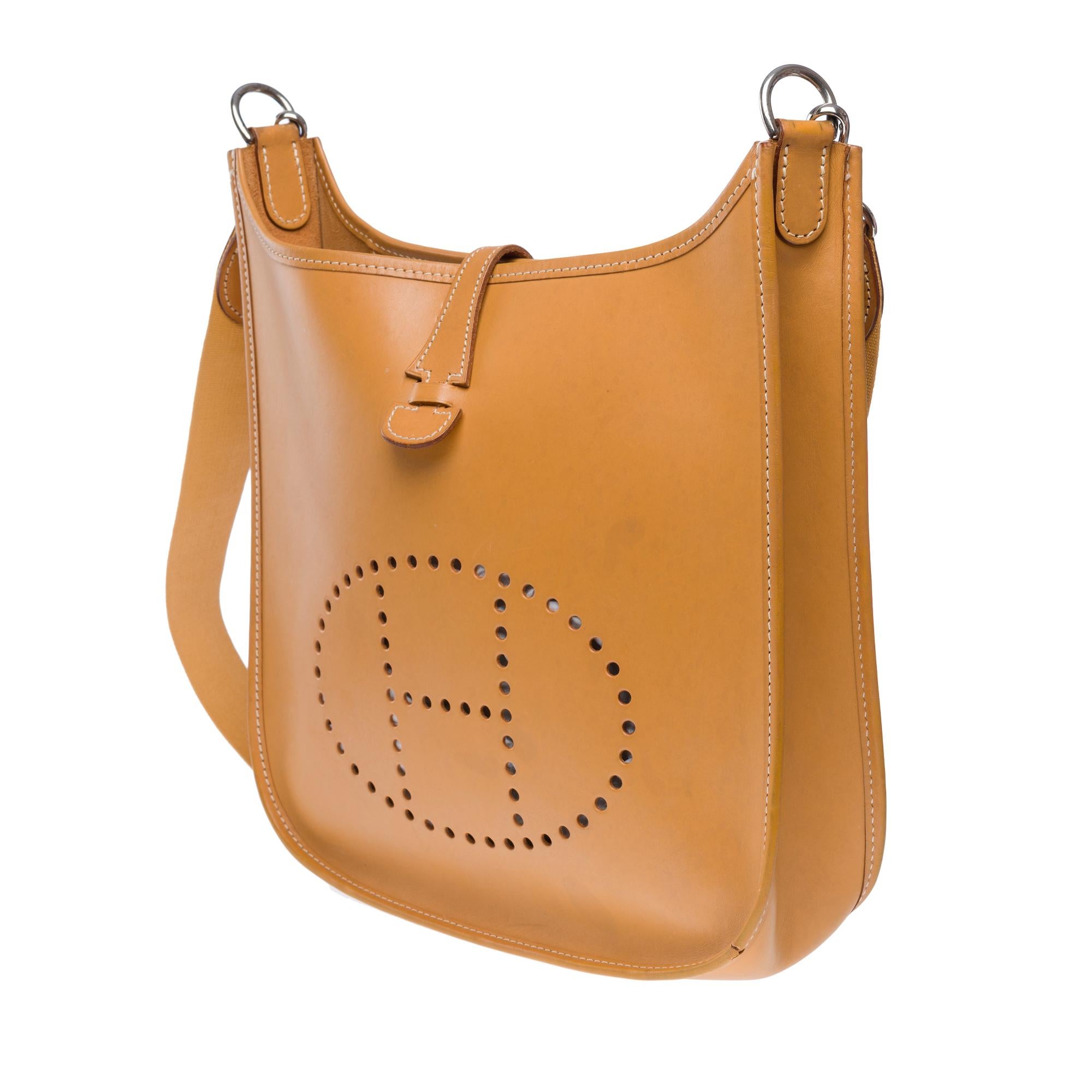 Women's Hermès Evelyne 29  shoulder bag in Natural Cowhide Calf leather, PHW For Sale