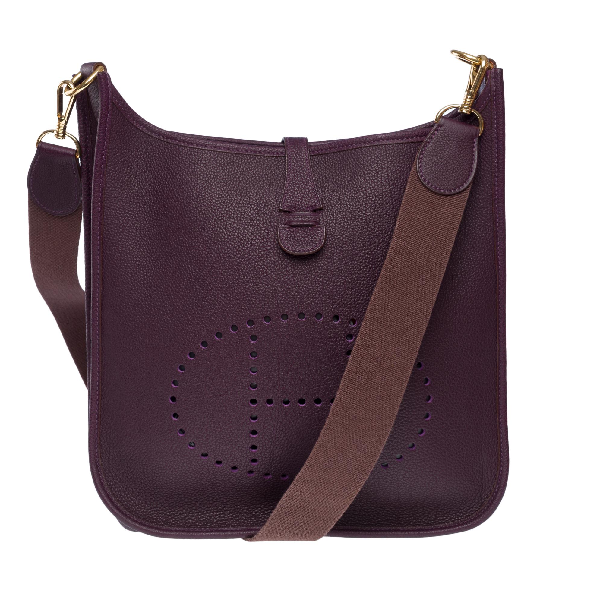 Hermès Evelyne 29  shoulder bag in Purple Togo leather, GHW In Excellent Condition In Paris, IDF