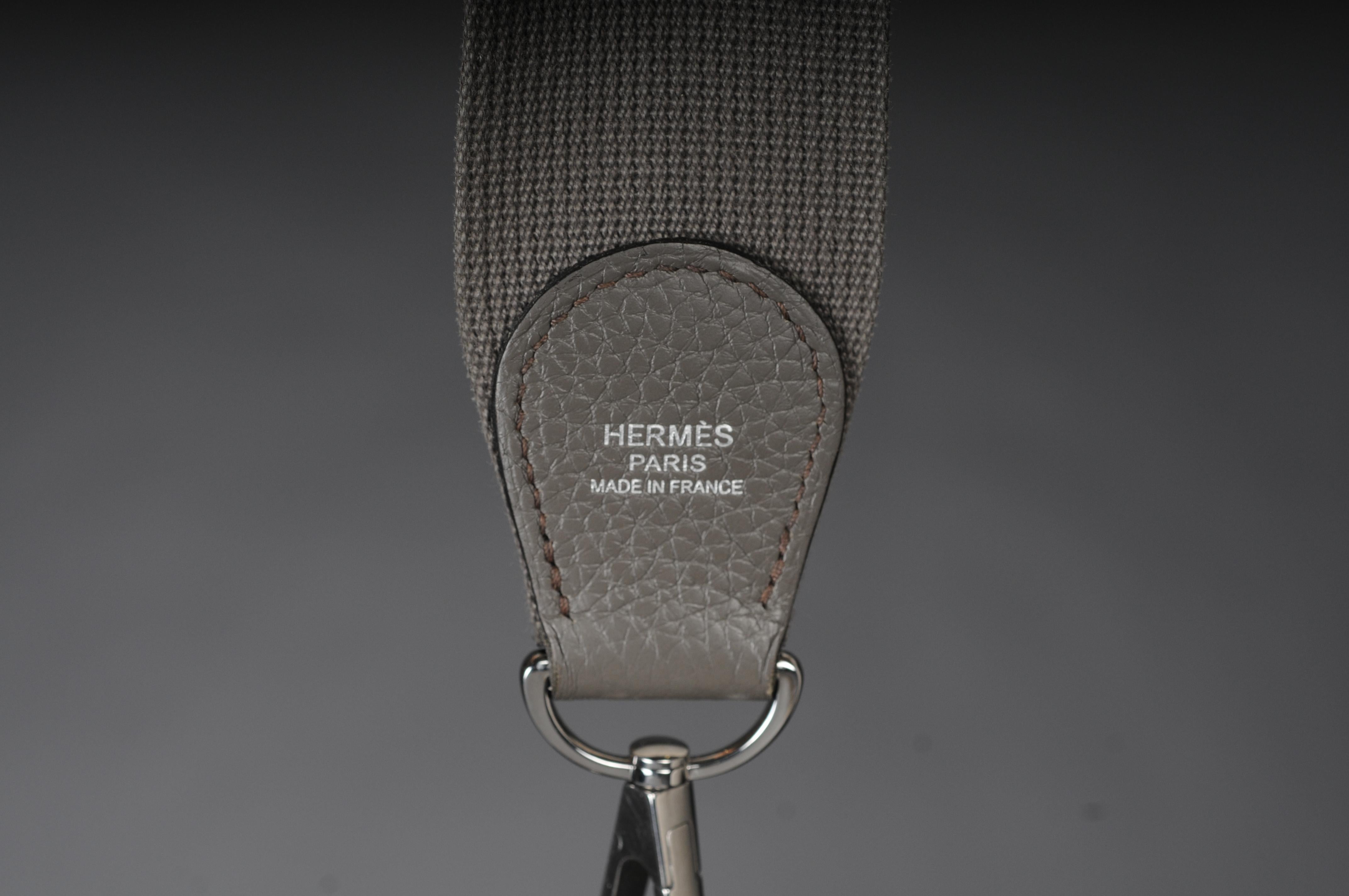 Hermes Evelyne 29 Taurillon Clemence leather Silver  For Sale 2