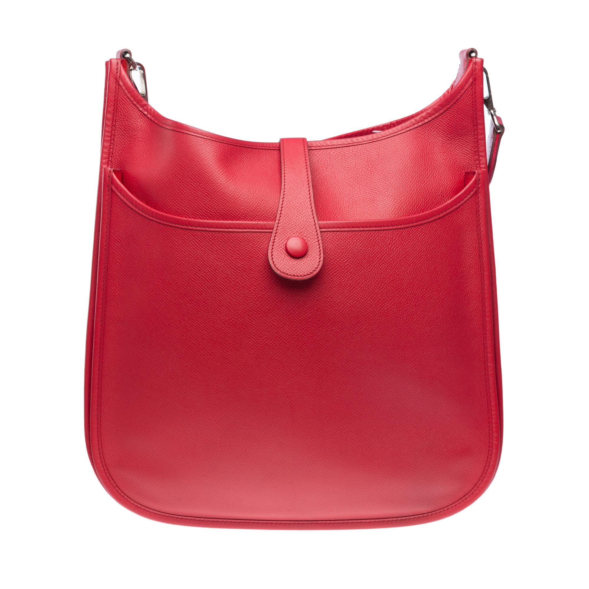 Hermès Evelyne 33 (GM) shoulder bag in Red Vermilion Epsom leather, PHW In Good Condition For Sale In Paris, IDF