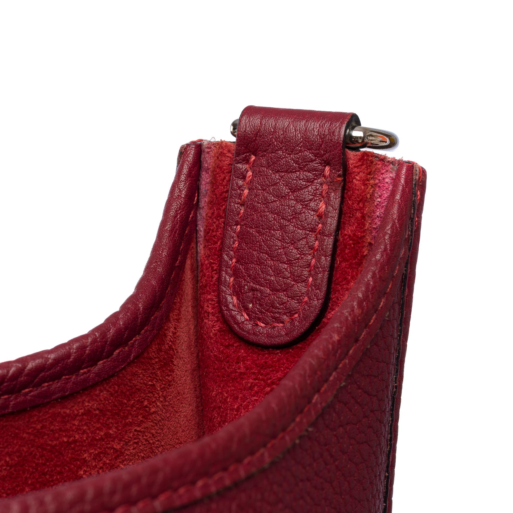 Sac à bandoulière Hermès Evelyne 33 (GM) en cuir de veau Rouge H Fjord, PHW en vente 3