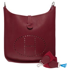 Hermès Evelyne 33 (GM) shoulder bag in Rouge H Fjord calf leather, PHW