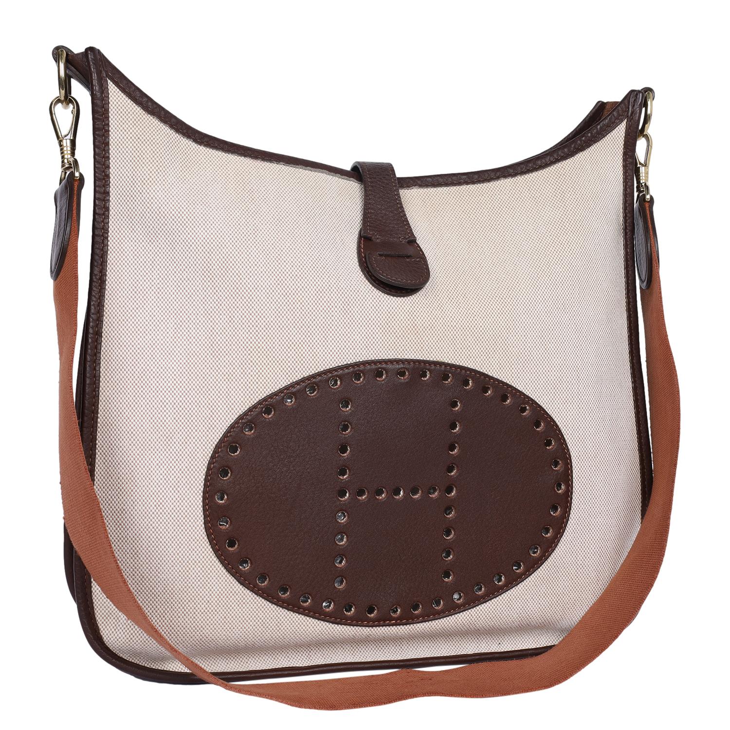 Hermes Evelyne Bag Gen I Toile and Brown Leather Shoulder Bag In Good Condition For Sale In Salt Lake Cty, UT