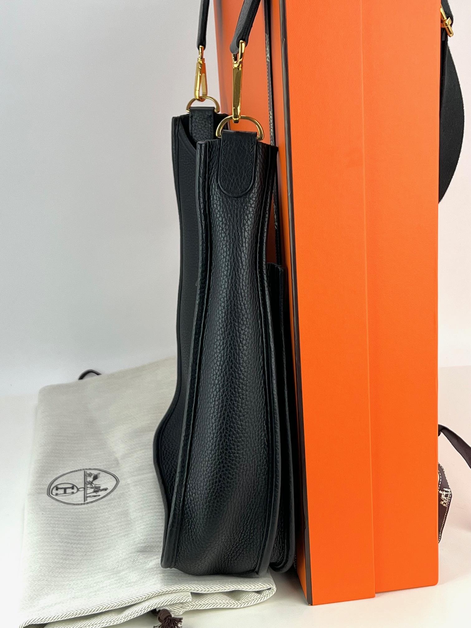 Hermes Evelyne Bag Gen III Clemence GM Black Crossbody Bag In Excellent Condition In Freehold, NJ