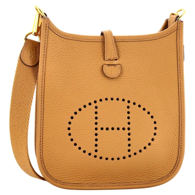 Hermes Evelyne Handbag - 164 For Sale on 1stDibs  hermes evelyne bag,  evelyne bag hermes, hermes evelyne crossbody bag