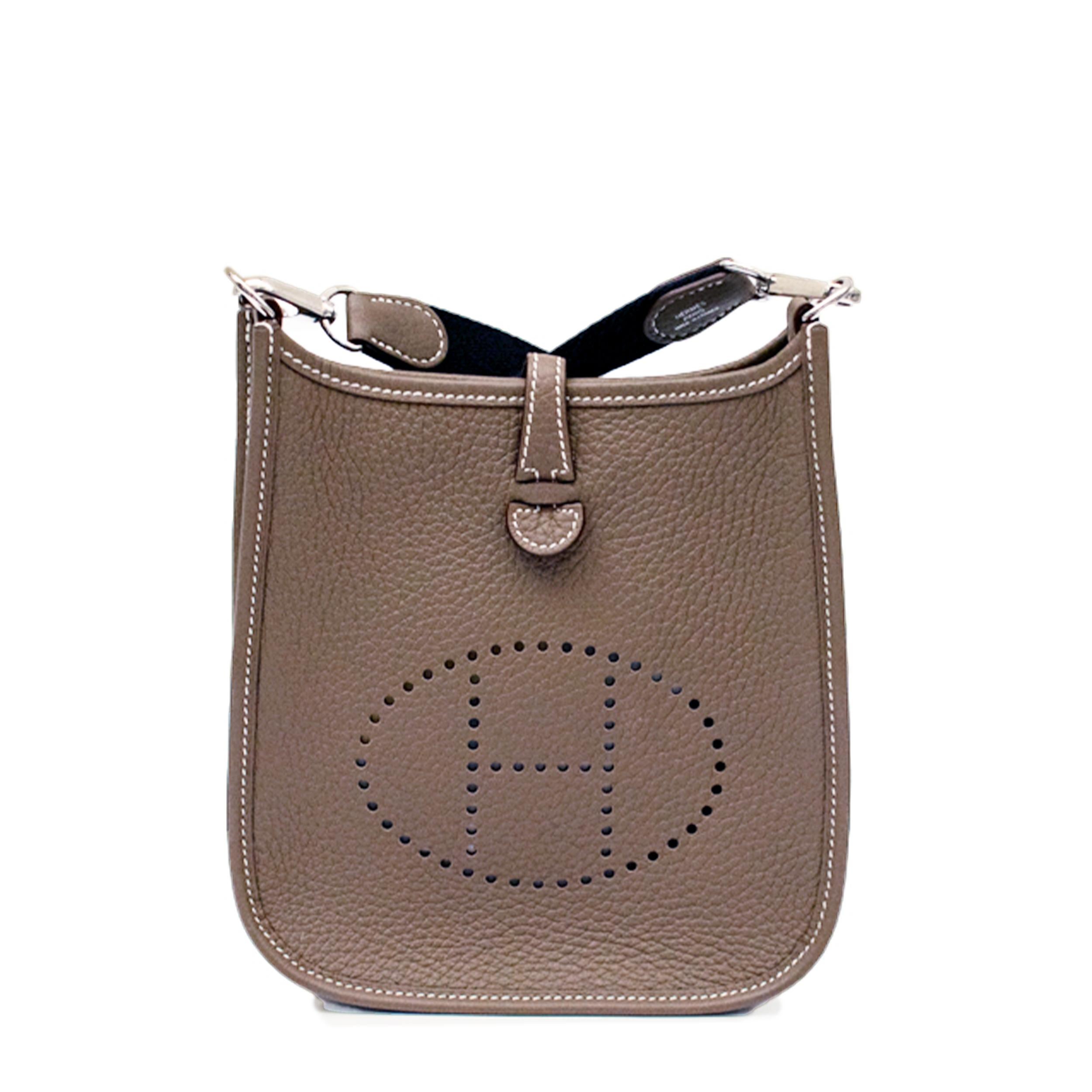 Hermès Evelyne Etoupe 16 TPM Crossbody Bag In Excellent Condition In London, GB