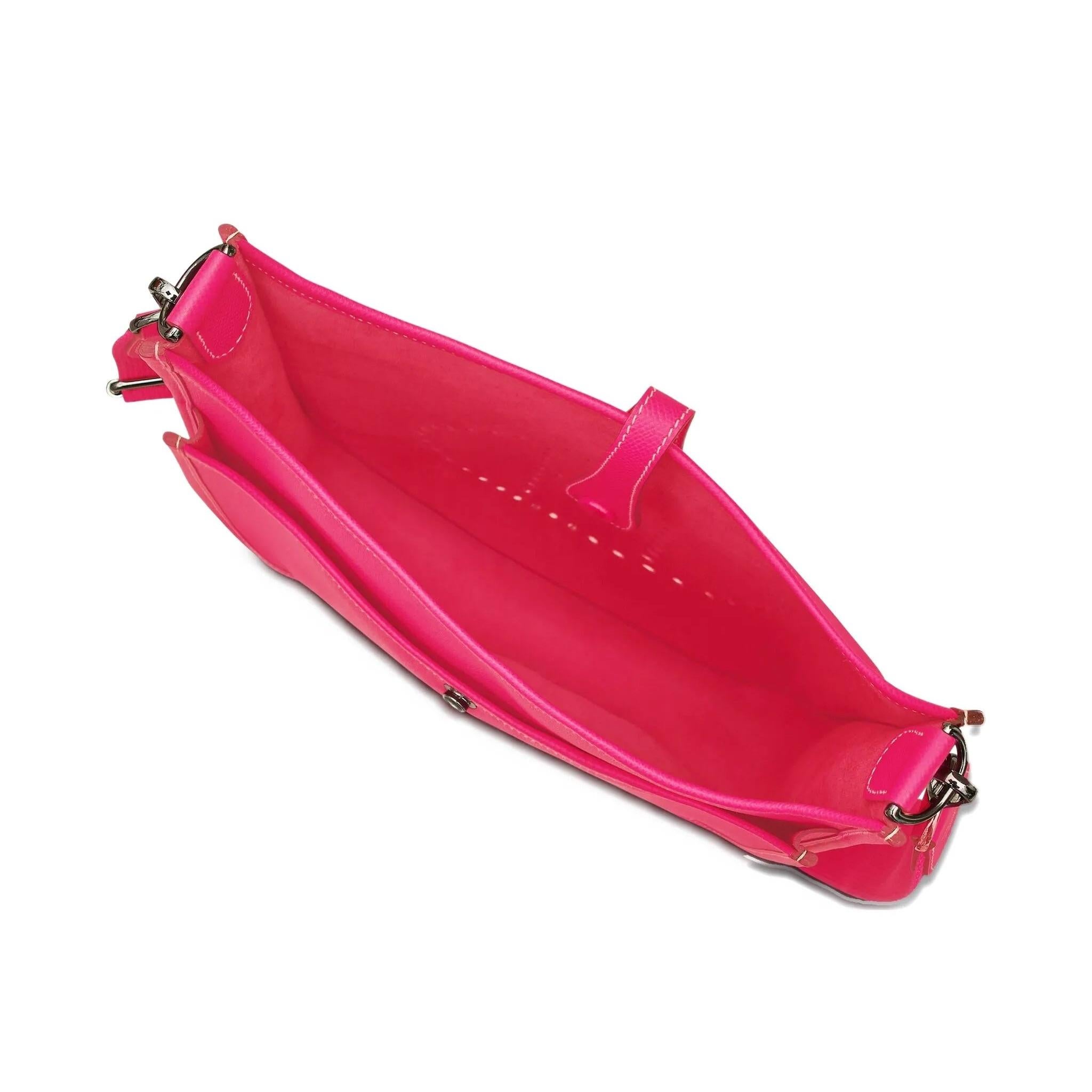 Hermès Evelyne GM Rose Tyrien Epsom PHW In condizioni buone in vendita a London, GB