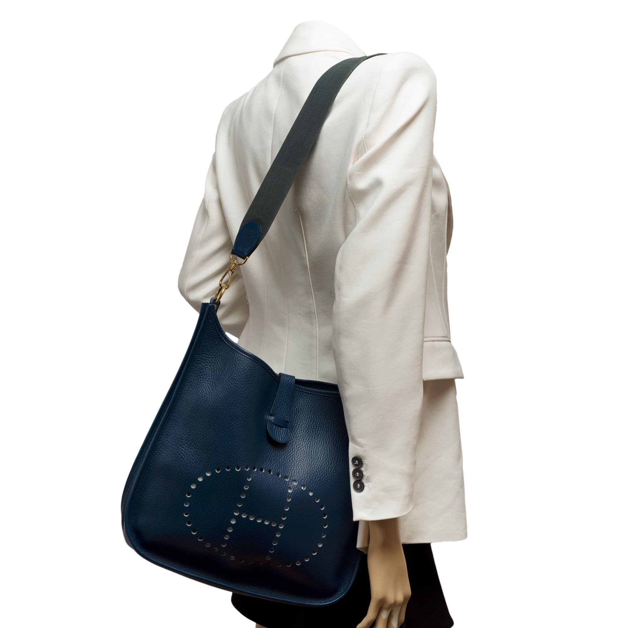 Hermès Evelyne GM  shoulder bag in Navy Blue Taurillon Clemence leather, GHW For Sale 9