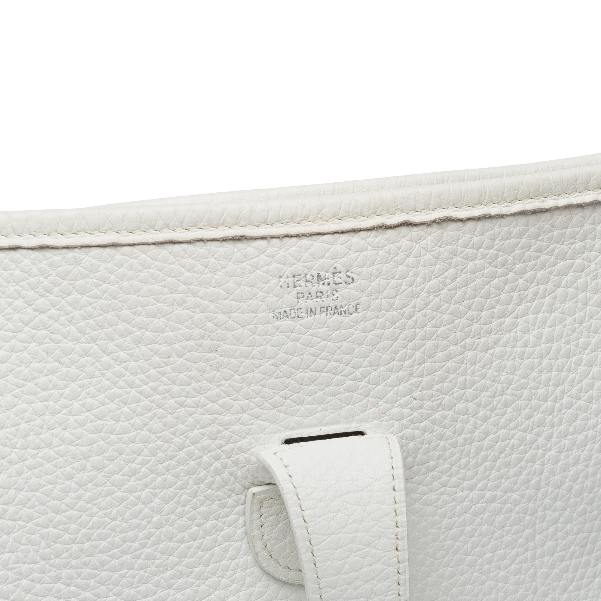 Hermès Evelyne II 33 (GM) shoulder bag in White Togo Calf leather, PHW For Sale 1