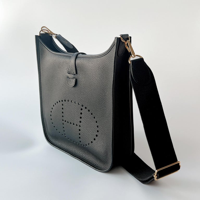 Hermes Evelyne III 29 Bag In Black (Noir) With Gold Hardware at 1stDibs