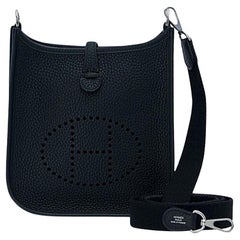 Hermes Evelyne III 29 Leather Bag