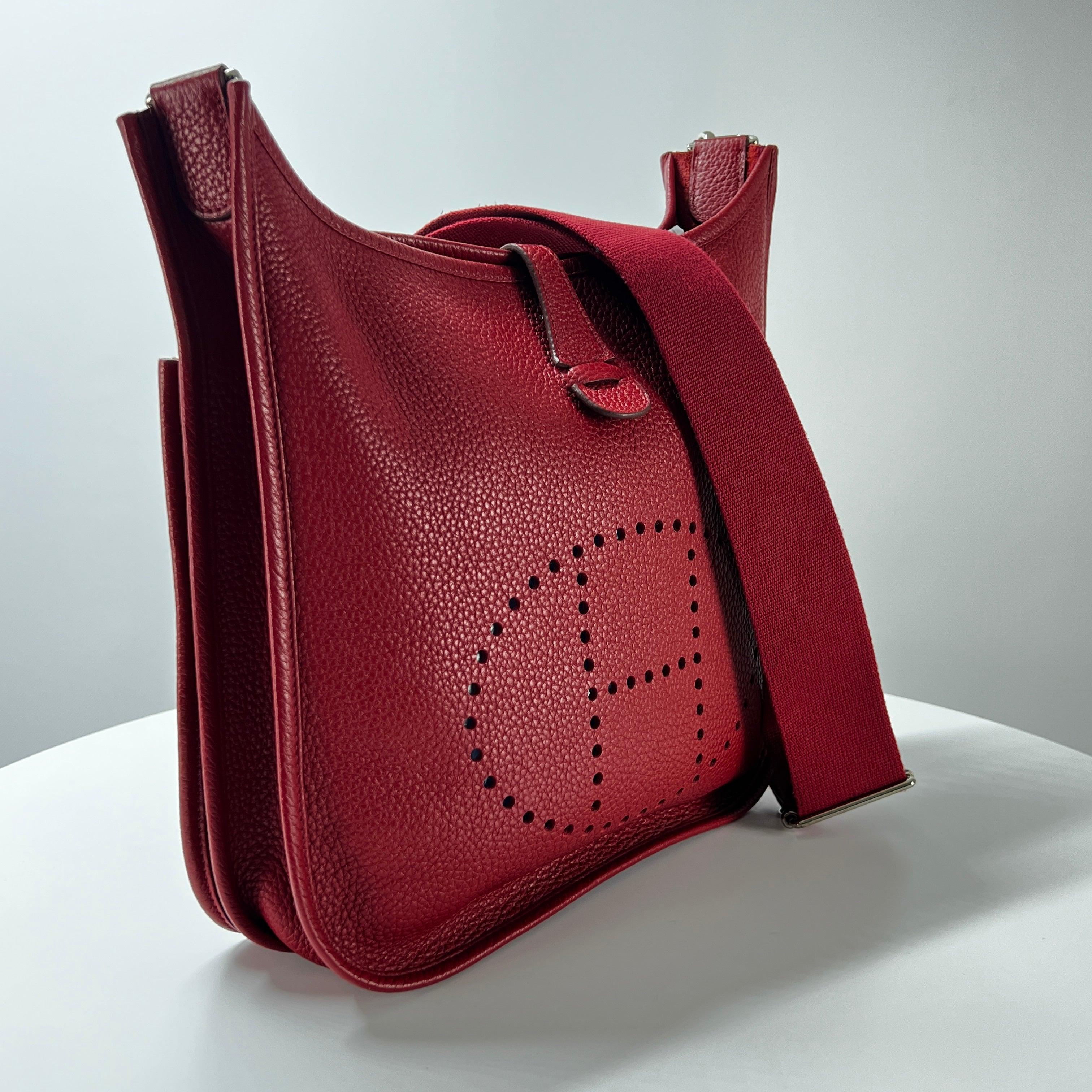 Hermès Evelyne III Crossbody Clemence Leather Red Palladium 2013 en vente 1