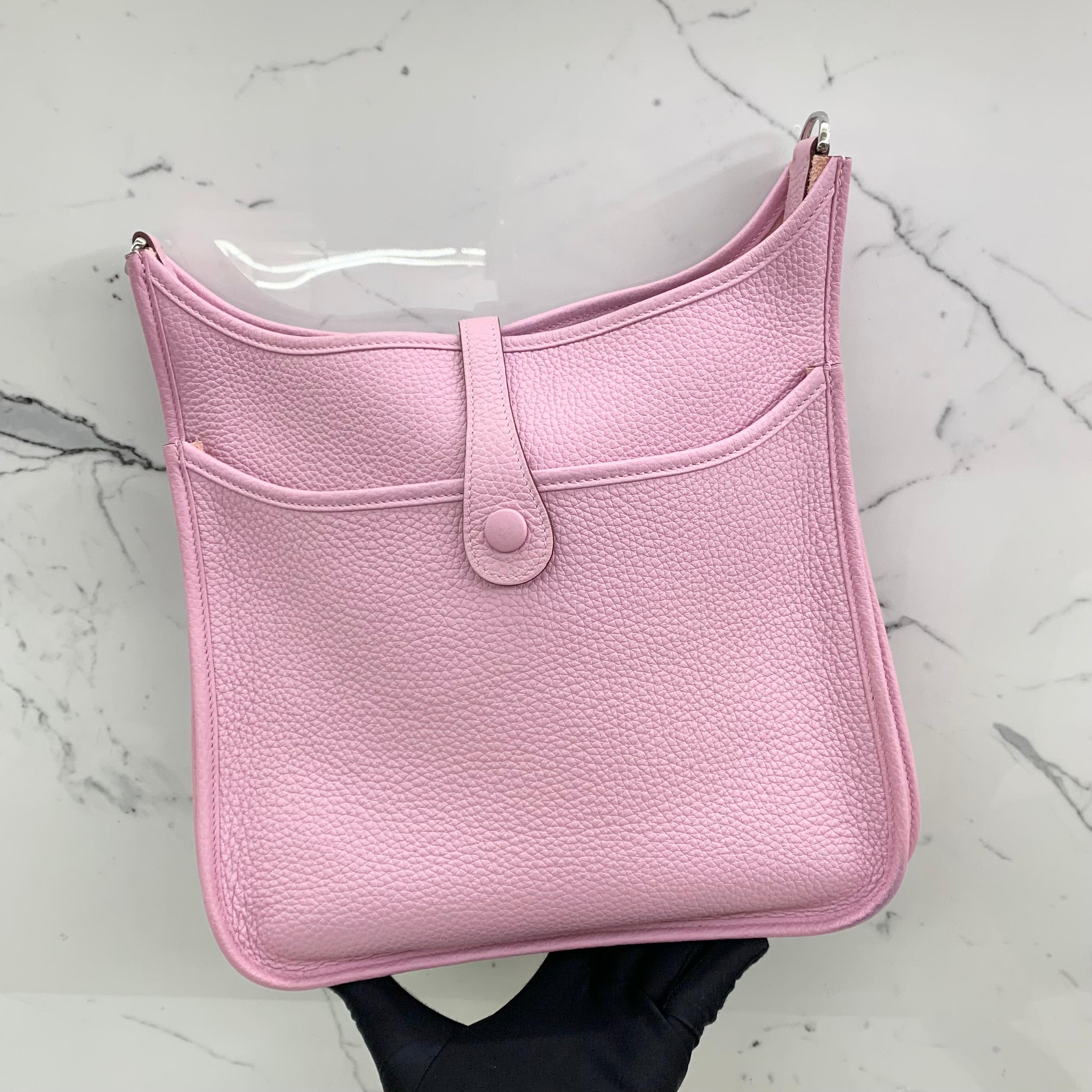 Rosa Hermes Evelyne III PM Mauve Sylvestre Clemence Palladium Hardware Pink Sakura in vendita