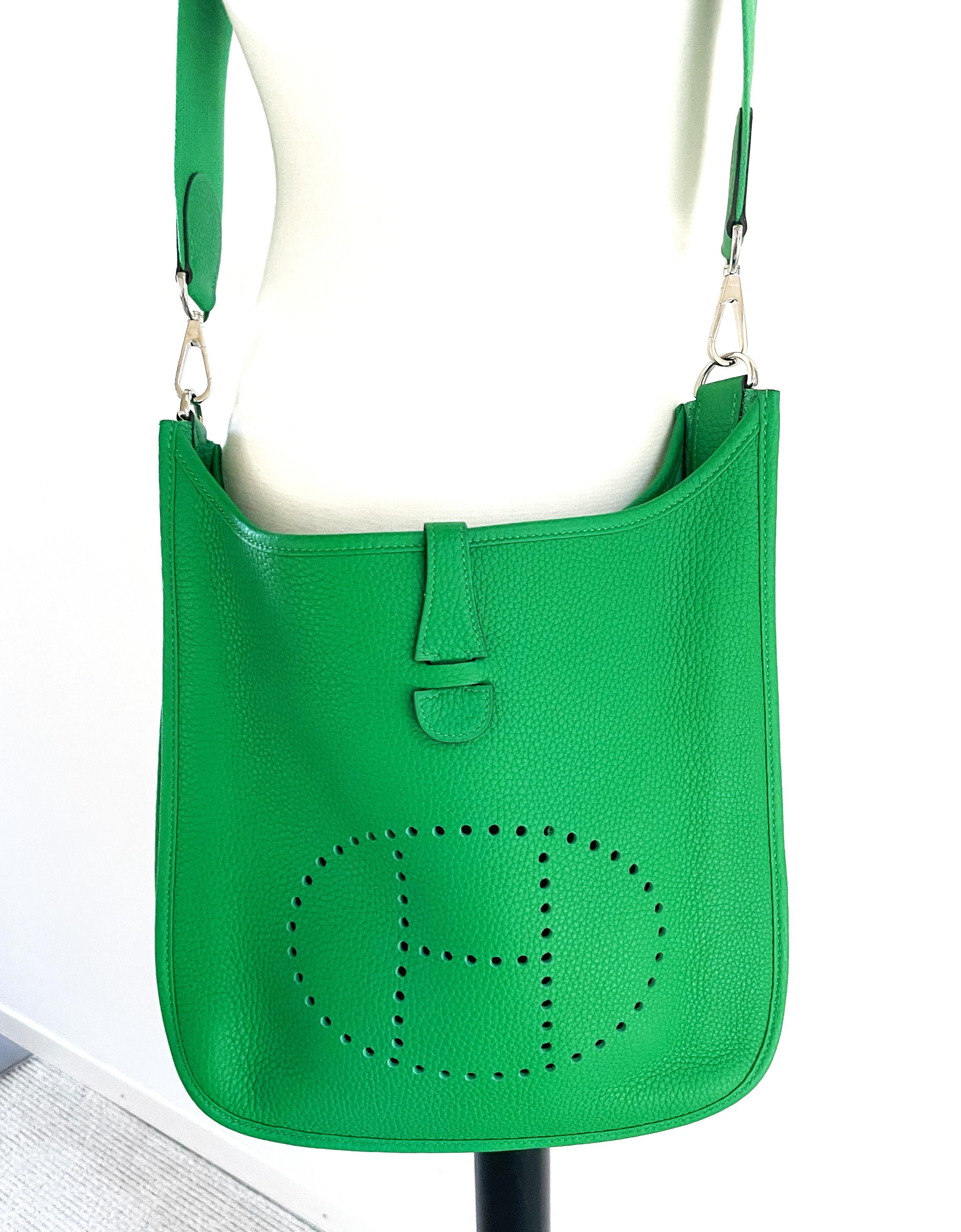 HERMÉS EVELYNE III SHOULDER BAG, Togo leather, green/bambo, PM , stamp 2004 2