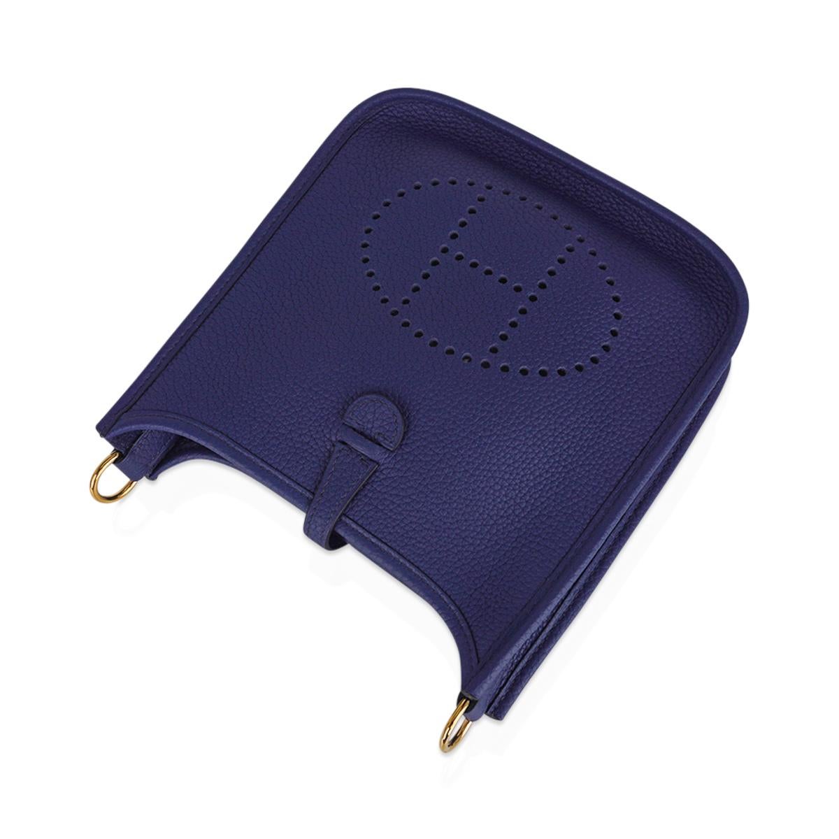 Hermes Evelyne III TPM Blue Sapphire Bag with Blue Indigo Strap Gold Hardware In Excellent Condition In Miami, FL
