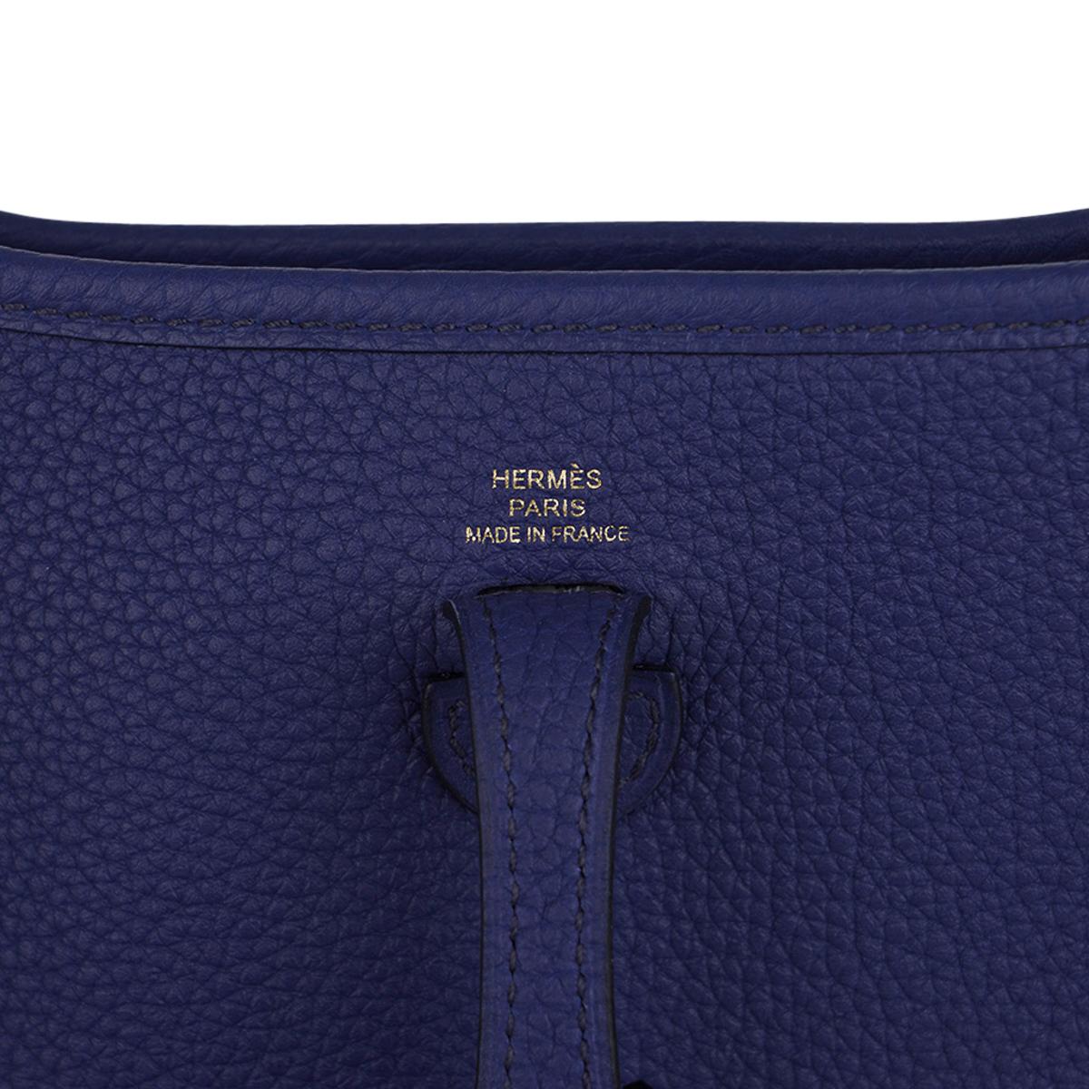 Hermes Evelyne III TPM Blue Sapphire / Blue Indigo Bag Gold Hardware  For Sale 1