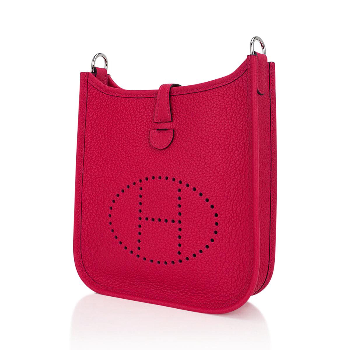 Hermes Evelyne III TPM Bag Framboise Clemence Leather Pour femmes en vente