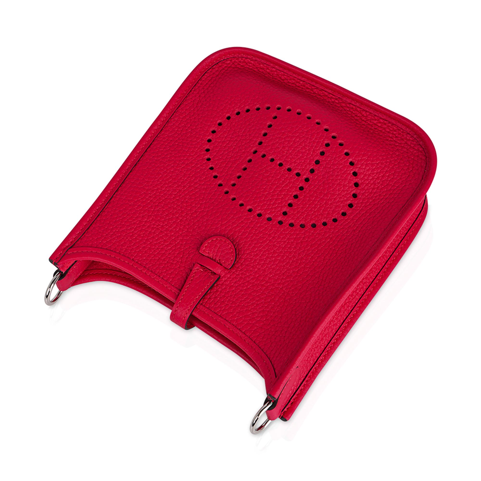 Red Hermes Evelyne III TPM Bag Framboise Flipperball Sangle Clemence Leather For Sale