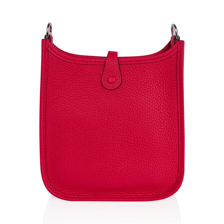 Replica Hermes Evelyne III TPM Bag In Pink Clemence Leather