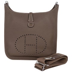 Hermes Evelyne PM Tasche Etoupe Clemence Palladium Hardware Neu w/Kasten