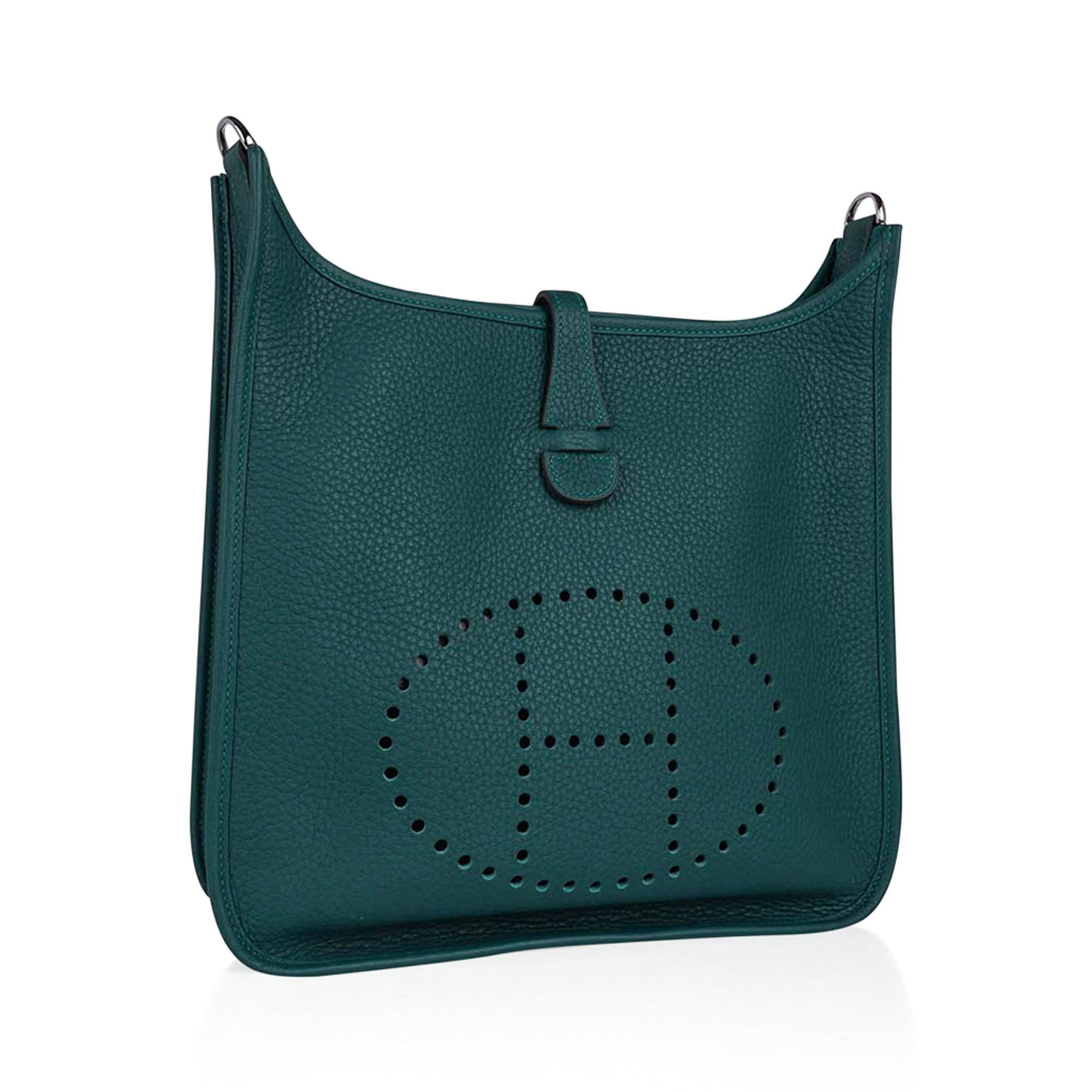 Hermes Evelyne PM Bag Malachite Clemence Leather Palladium Hardware New w/Box In New Condition In Miami, FL
