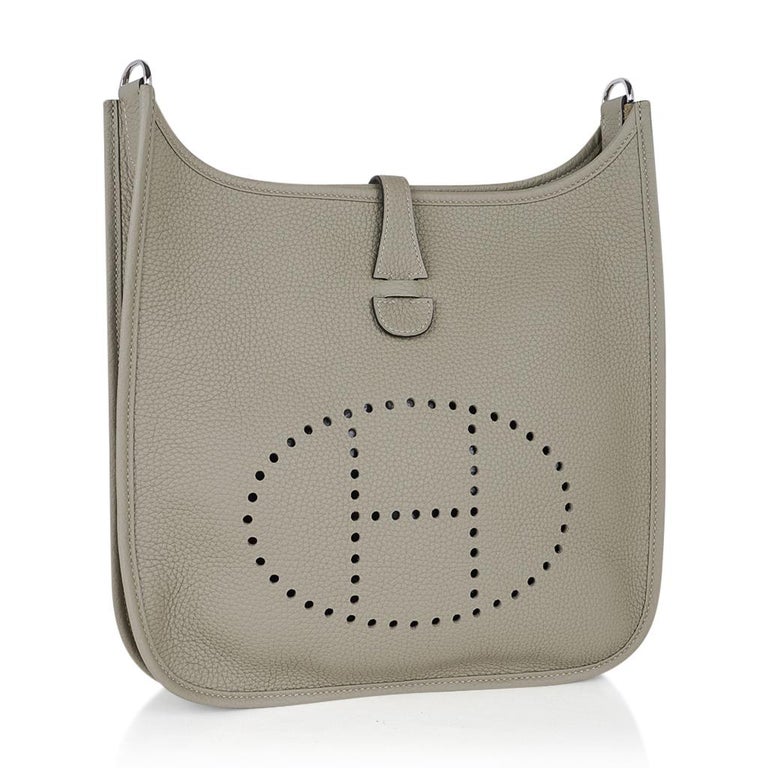Hermès 2022 Clemence Evelyne e TPM 16 - Grey Crossbody Bags, Handbags  - HER537623