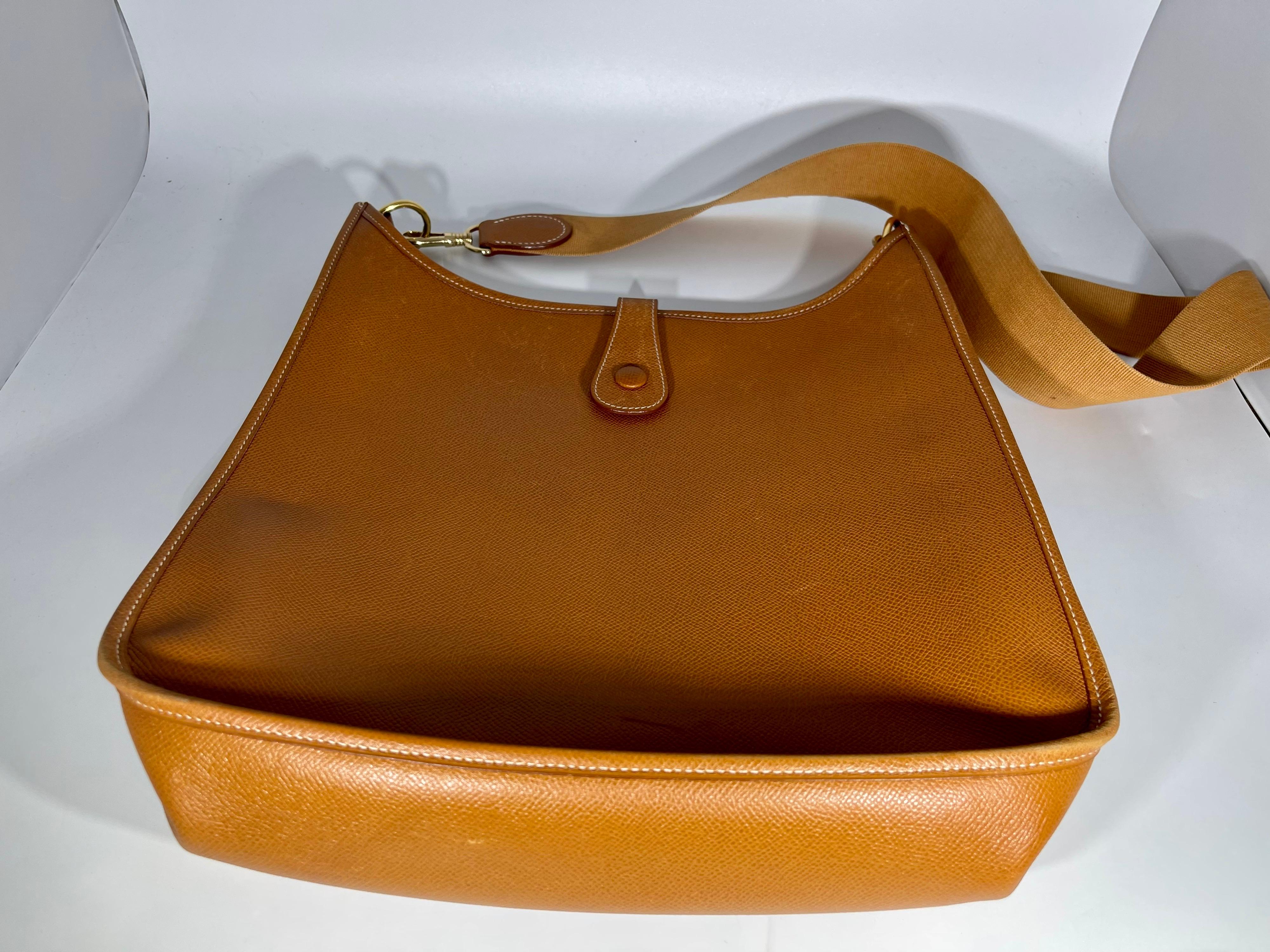 Hermès Evelyne Pm Brown Leather Cross Body Bag In Excellent Condition In New York, NY