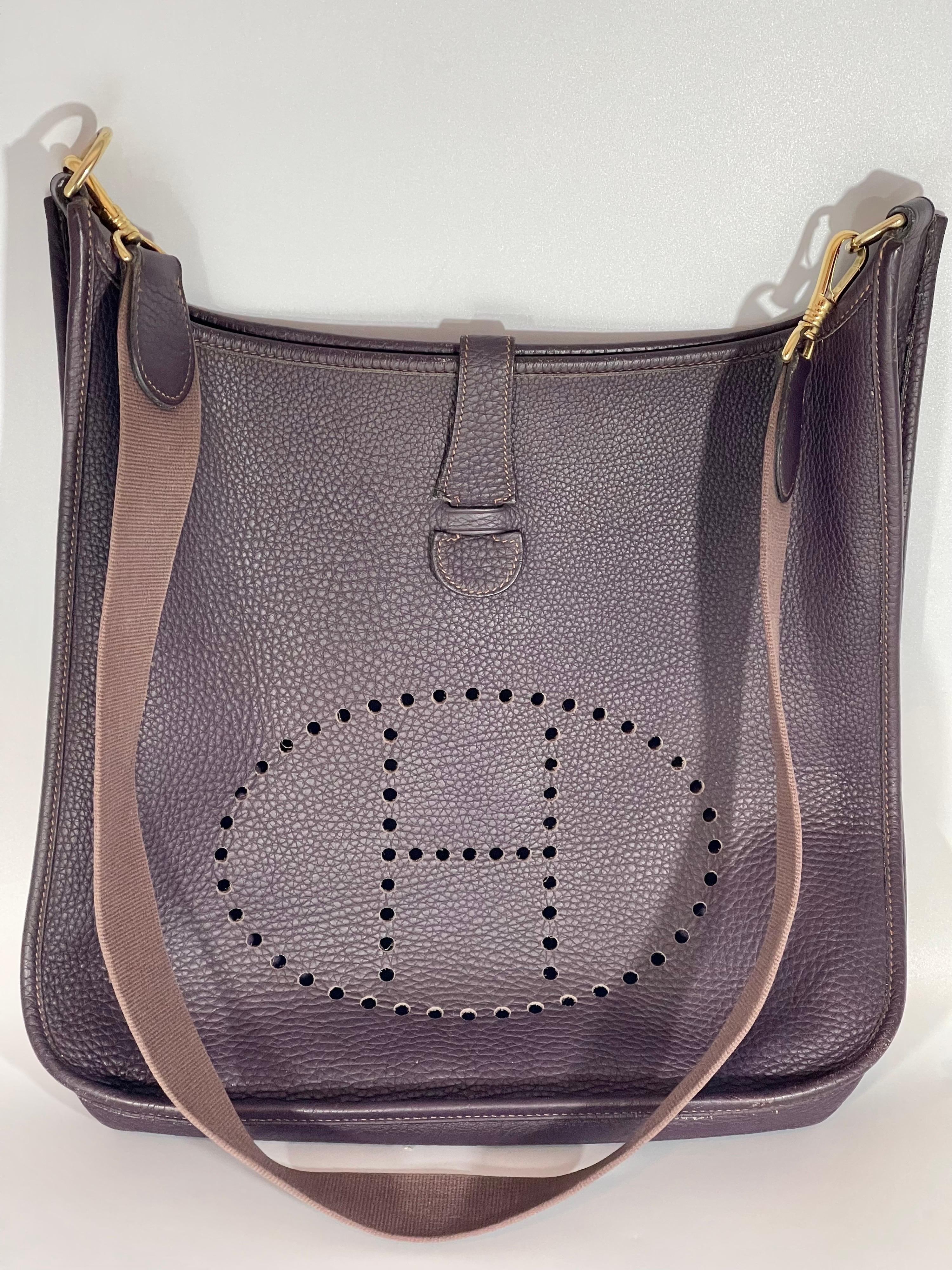 Hermès Evelyne Pm Dunkelbraun / Schokolade Leder Cross Body Bag wie neu im Angebot 7