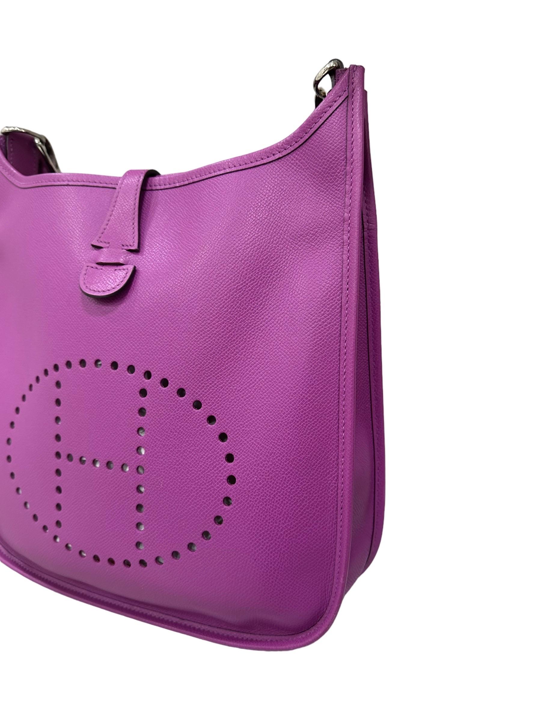 Hermès Evelyne PM Epsom Leather Anemone Top Shoulder Bag In Good Condition In Torre Del Greco, IT
