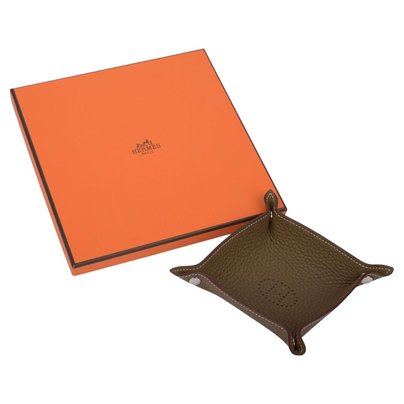 Hermès Evelyne Small Change Tray NIB For Sale