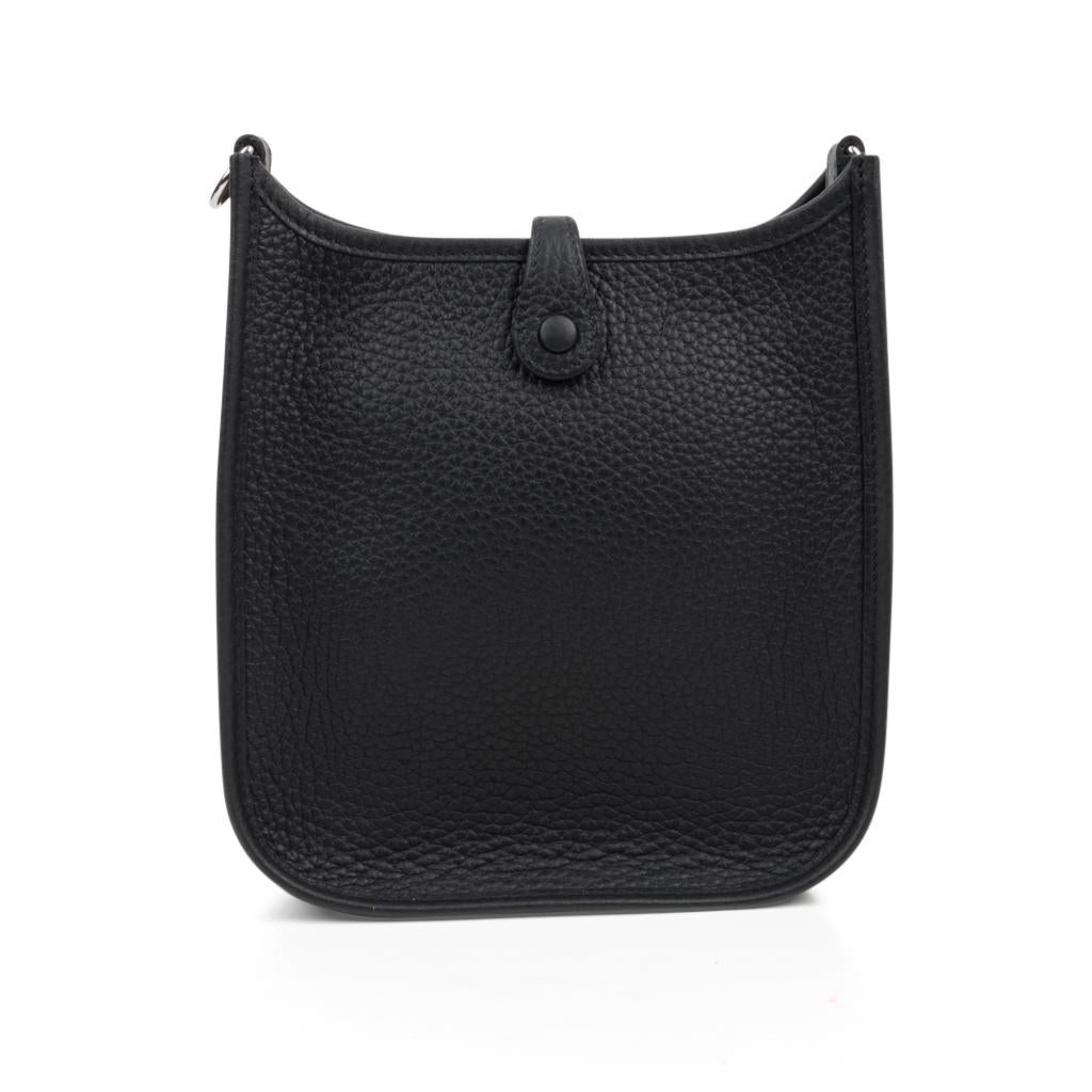 Women's Hermes Evelyne TPM Bag Black Clemence Palladium Hardware For Sale