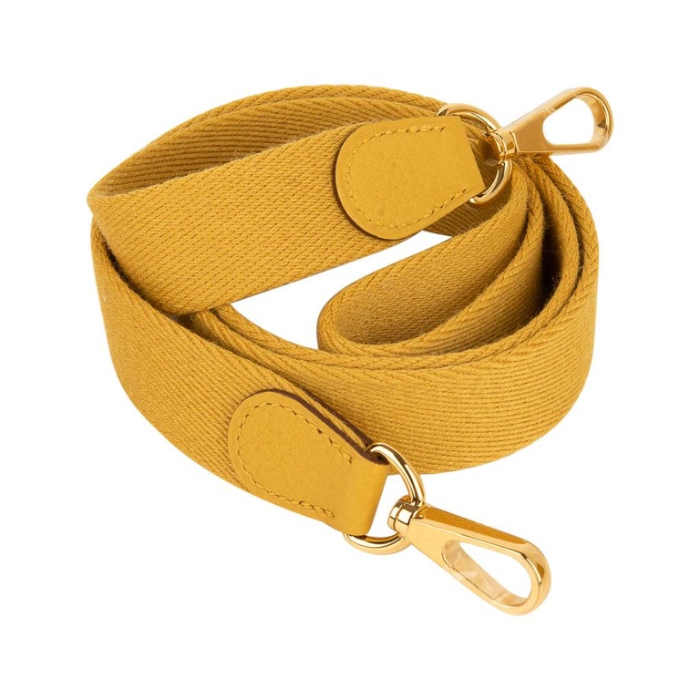 Hermès - Evelyne Mini shoulder bag Yellow Leather ref.1015703