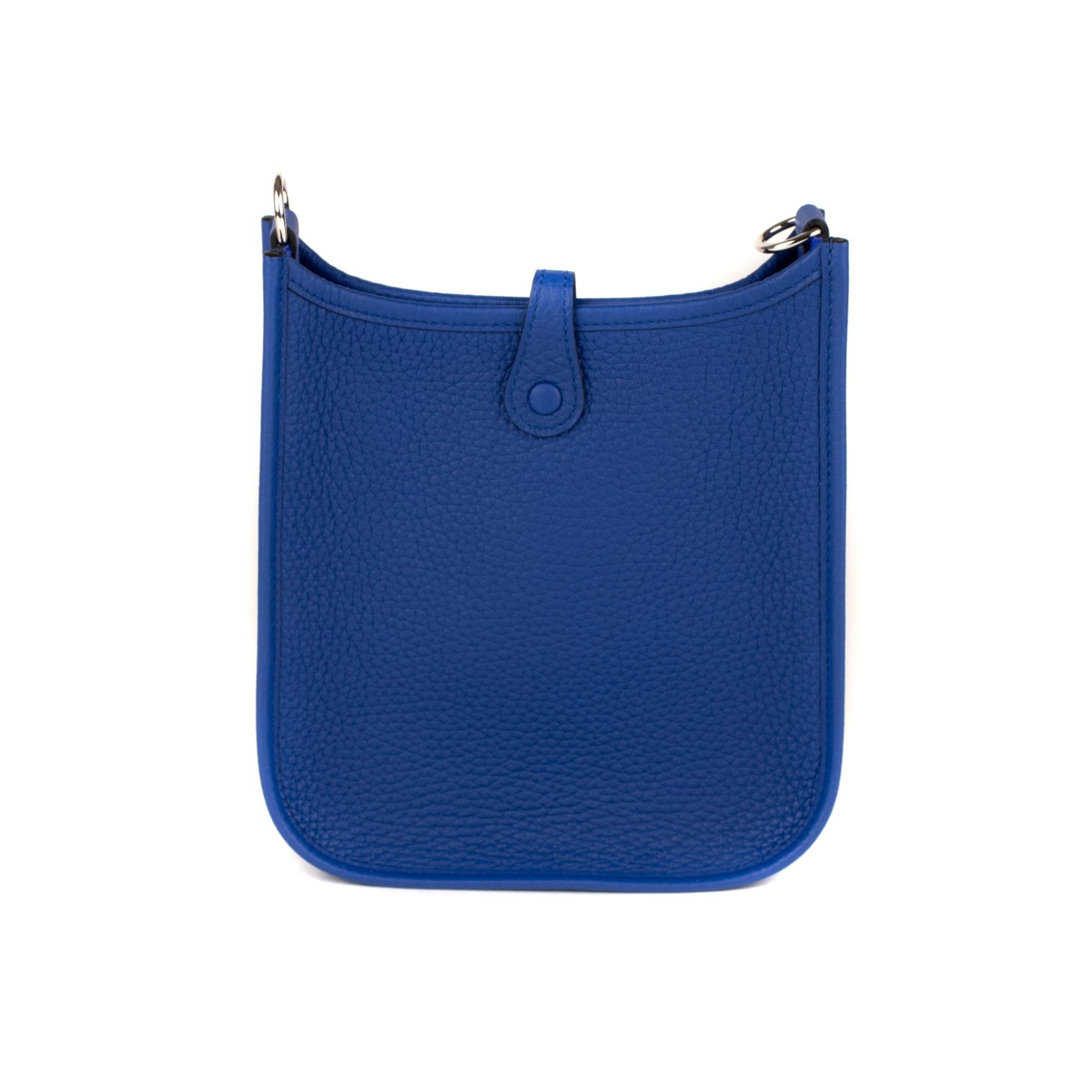 Brand: Hermès
 Type: Evelyne 16 
Color: Electric Blue
 Size: 16 * 18 
Outer material: Leather 
Inner material: Suede 
Hardware: Silver
 Color of the shoulder strap: Black 
Length of the strap: 113,5cm 
 condition: with plastics. never
