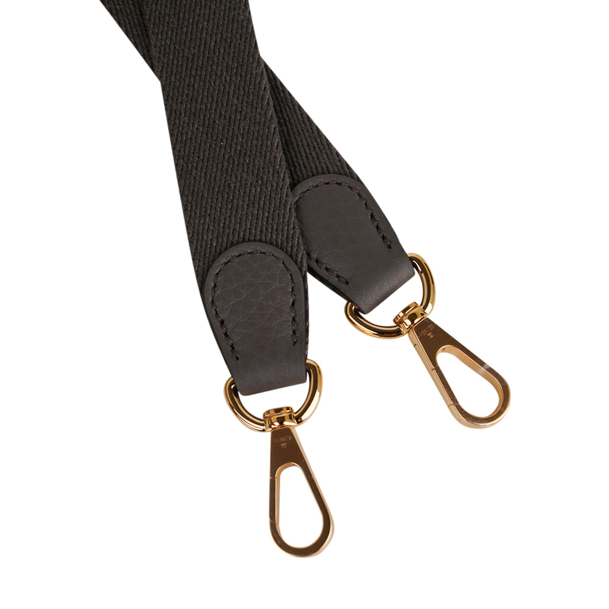 Noir Hermes Evelyne TPM Etain Bag Gold Hardware Clemence Leather en vente