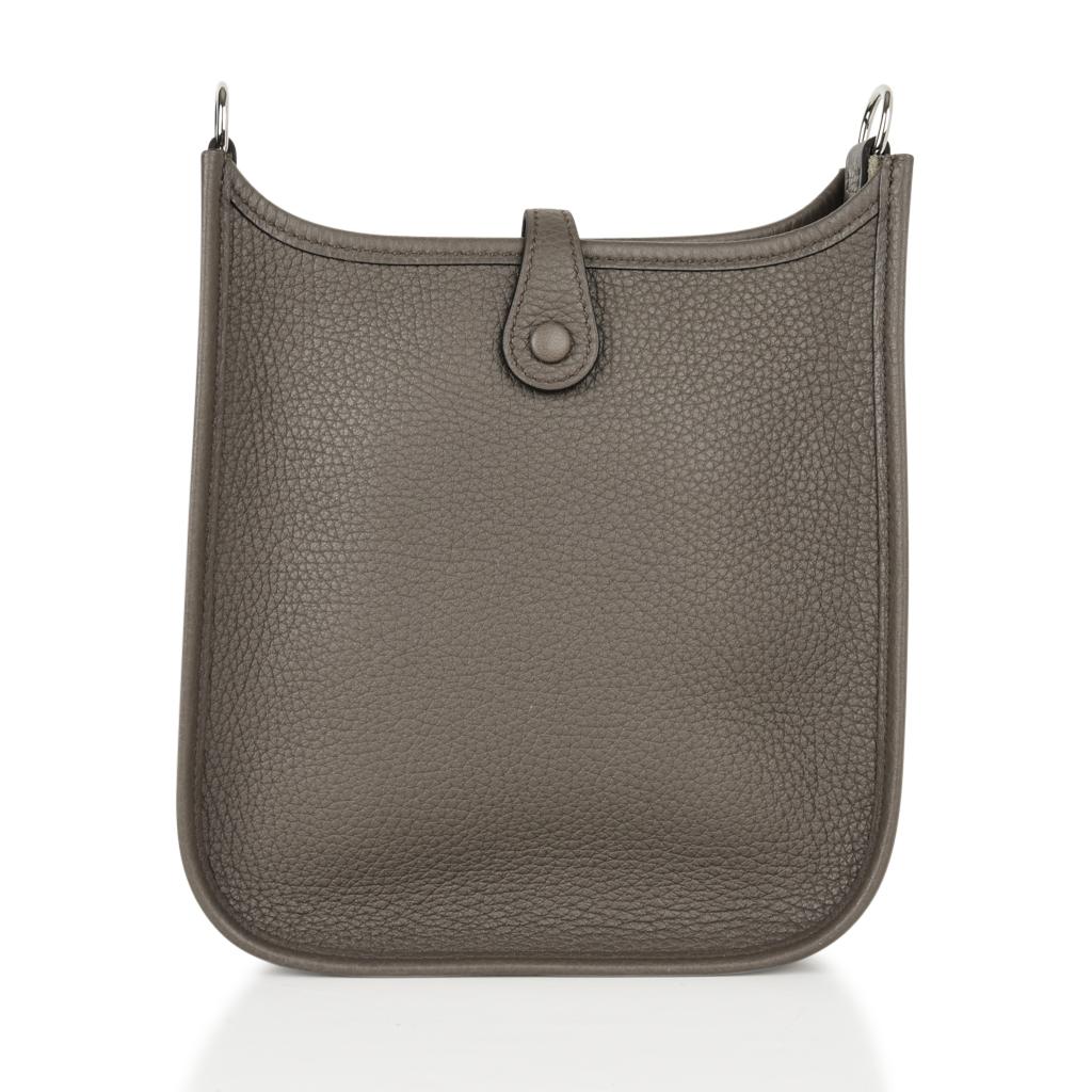 Hermes Evelyne TPM Etain Clemence Palladium Hardware New w?Box In New Condition In Miami, FL